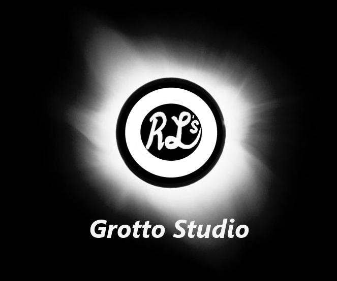 RL's
              Grotto Studios: http://robinlull.com/grotto.html
